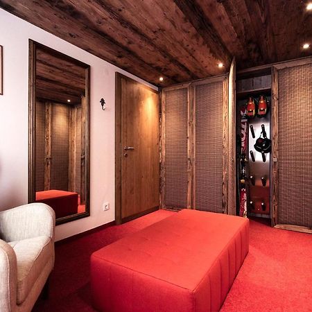 Haus Burgi - Angelika Walch Lägenhet Stuben am Arlberg Exteriör bild